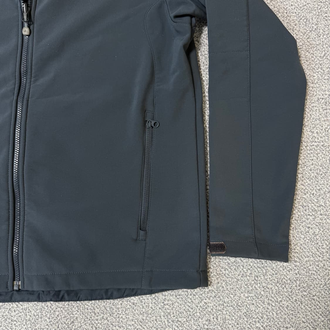 노스페이스 소프트쉘 바람막이 100 상품이미지4