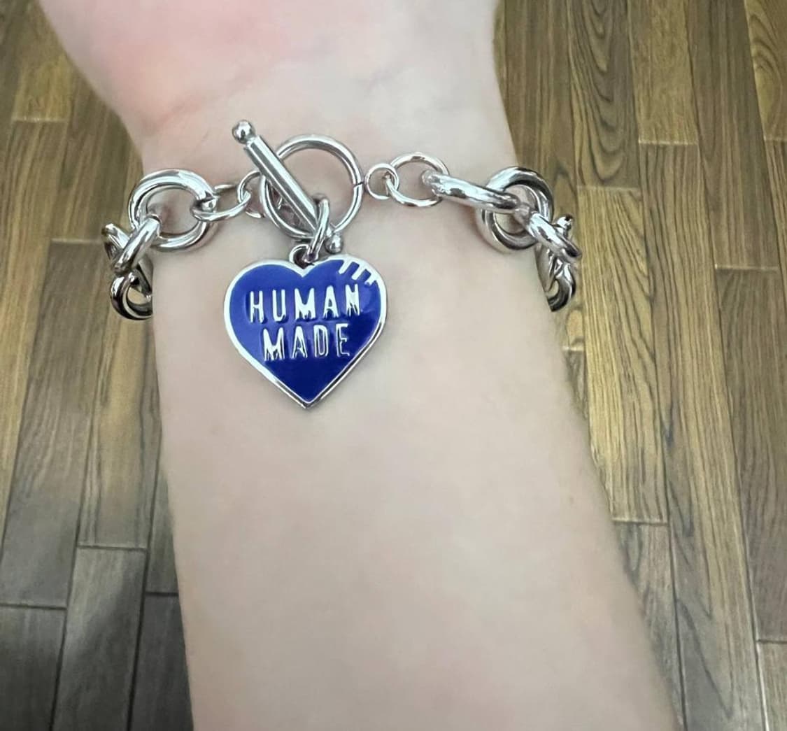 휴먼 메이드 X 걸스 돈 크라이 하트 참 브레이슬릿 상품이미지3