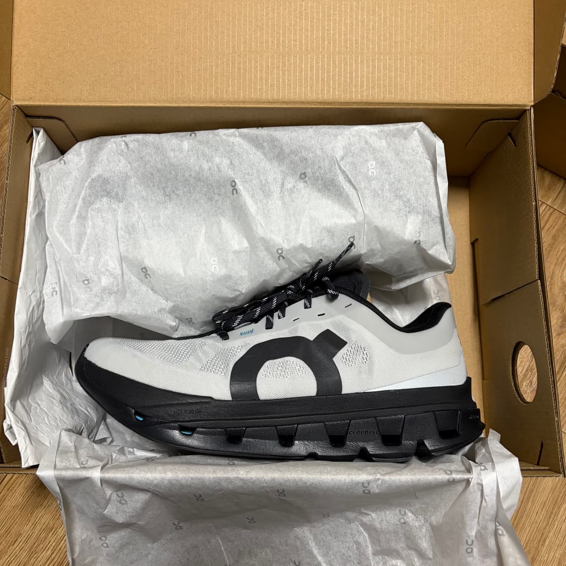 온러닝 클라우드 플로우5 루모스 275사이즈 상품이미지2