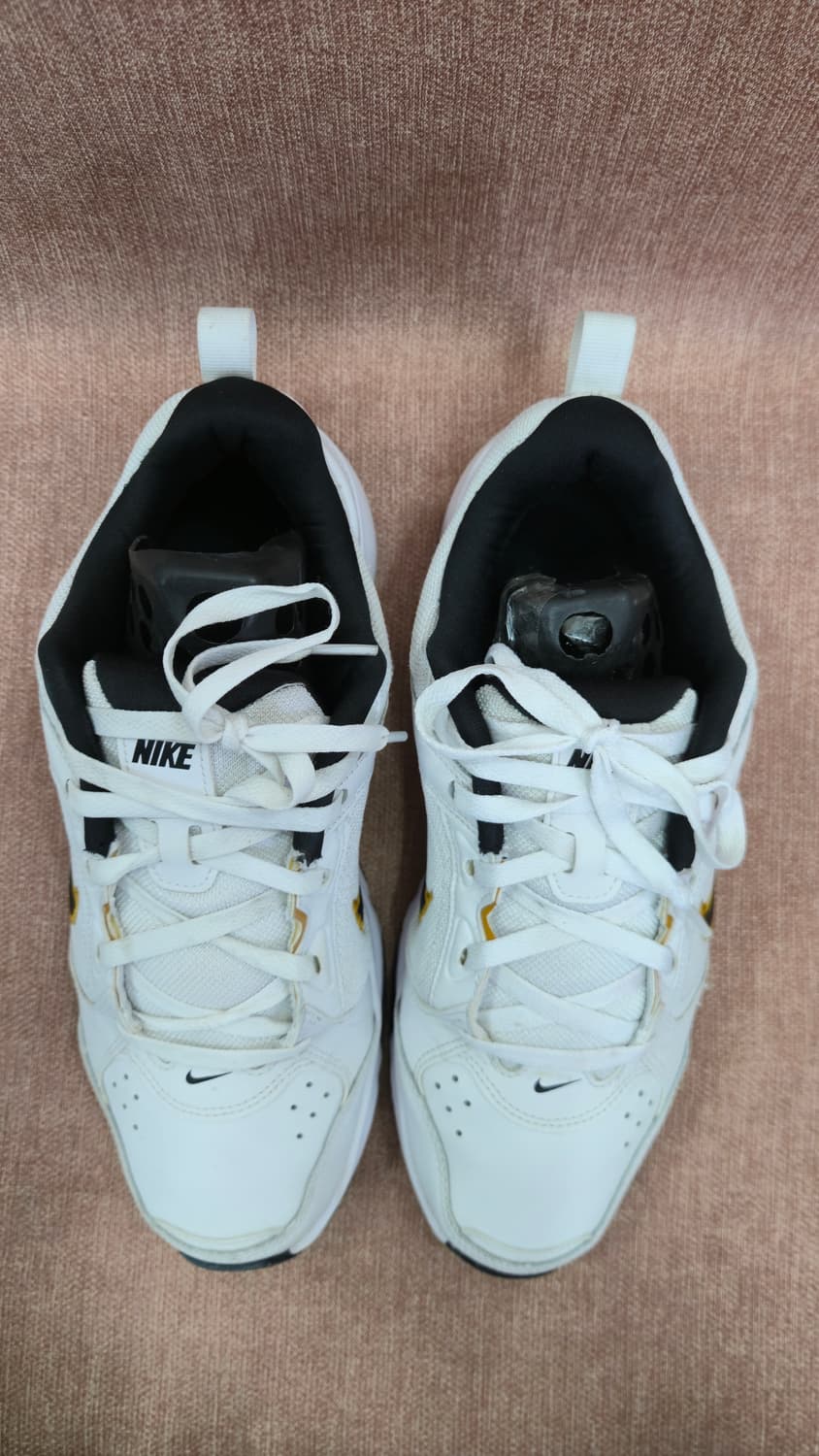 나이키 270mm- 디파이 올 데이 화이트 골드 스웨이드 상품이미지2