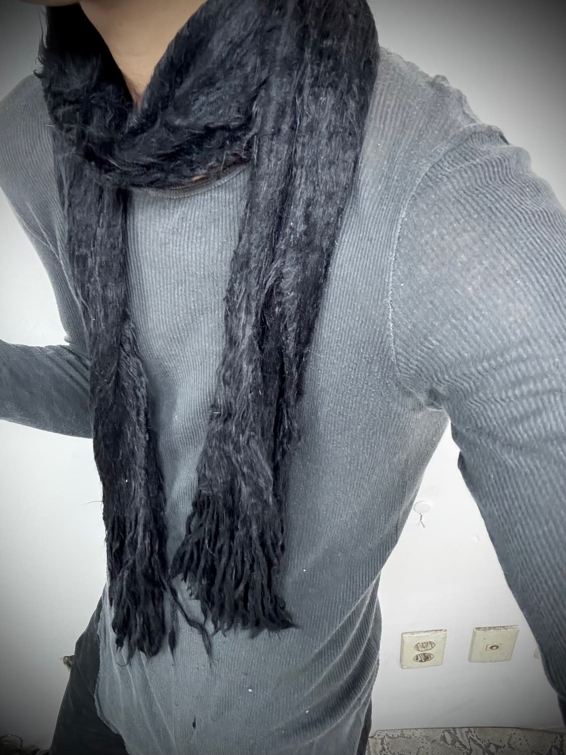 “Vintage” Black Fur Chic Mood Scarf 상품이미지3