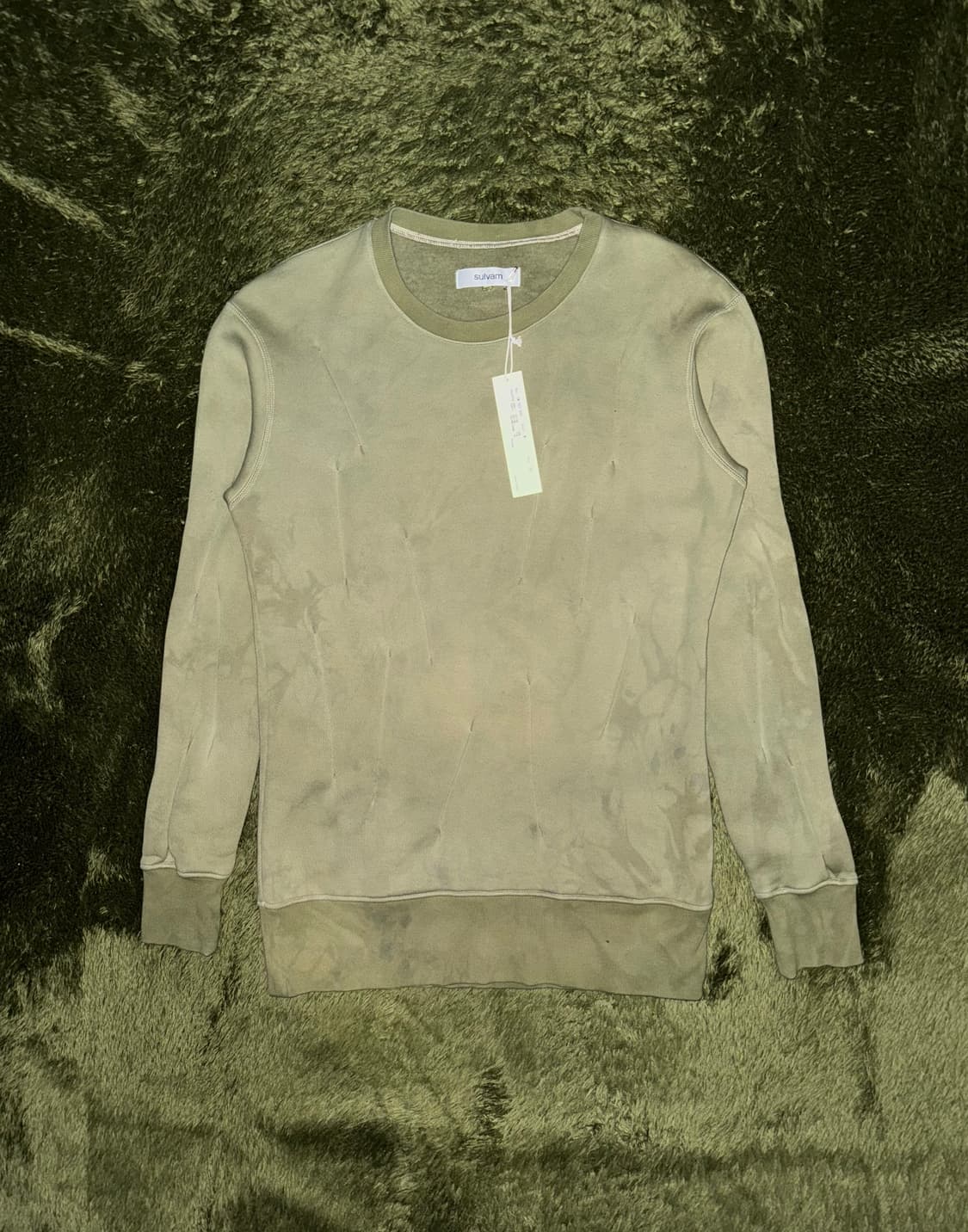 [M] SULVAM 설밤 핸드 다잉 다트 디테일 스웻셔츠 올리브 상품이미지1