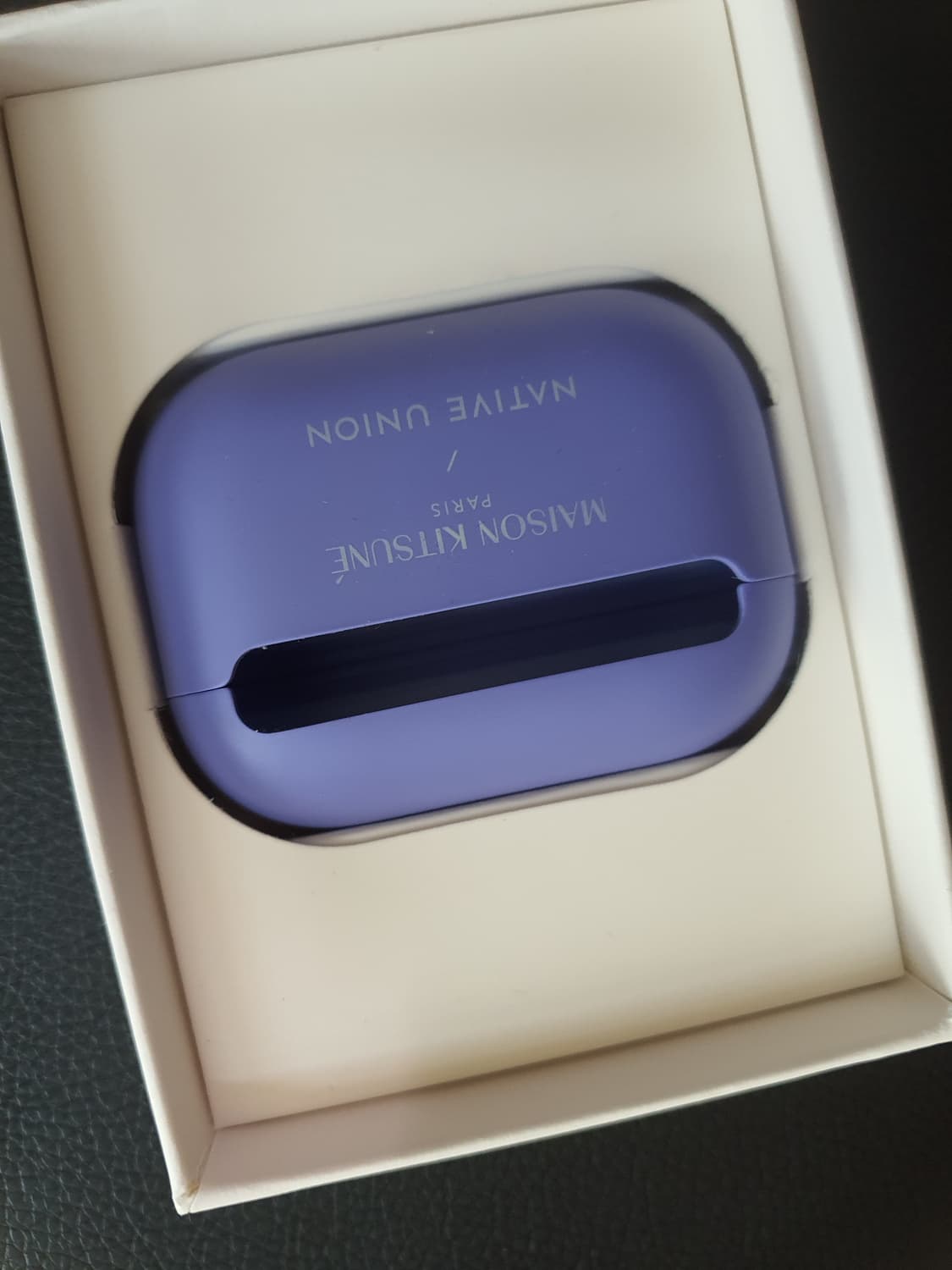 메종키츠네 에어팟 케이스 상품이미지2