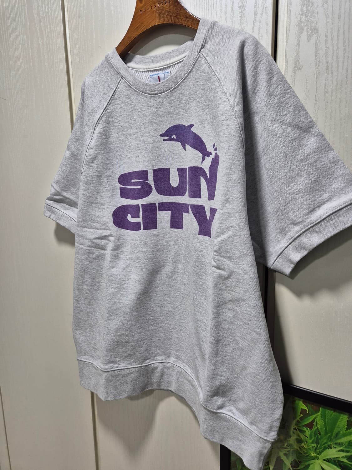 (세일)(새상품)썬시티 반팔 맨투맨 티셔츠 회색 상품이미지5