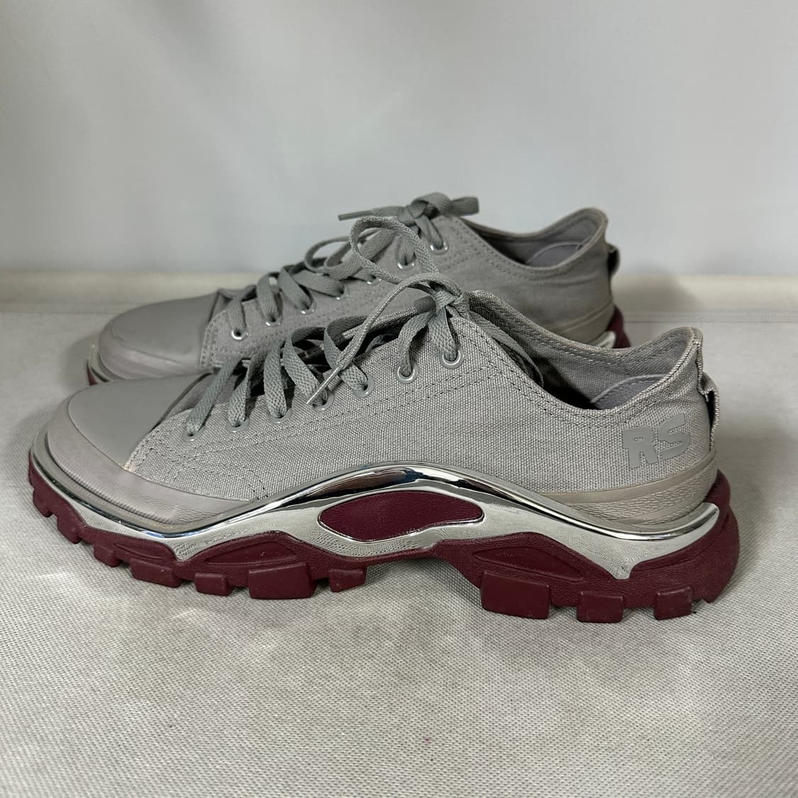 아디다스 X 라프 시몬스 디트로이트 러너 그레이 마룬 상품이미지2