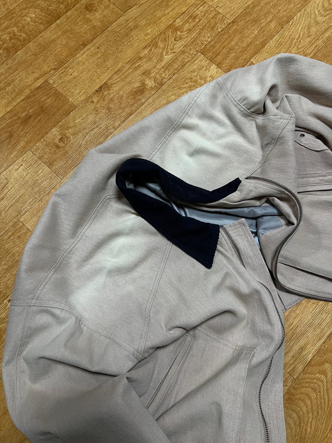 L) 인세인개러지 비바스튜디오 콜라보 봄버자켓 상품이미지3