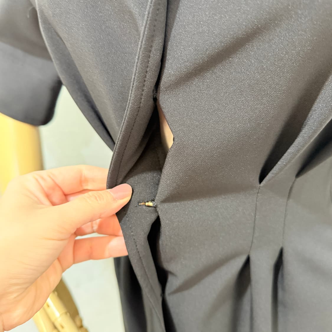 룩캐스트 반팔 블랙미디원피스 블랙원피스 하객원피스 블랙드레스 3545 상품이미지3