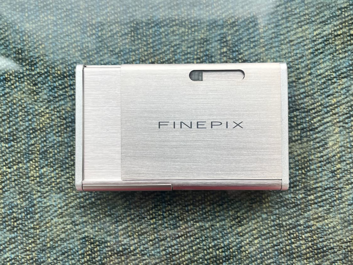 디지털 카메라지만 감성만큼은 아날로그 Fujifilm Finepix z2 상품이미지2