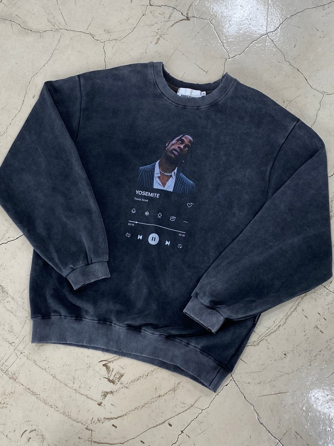 Made extreme 트래비스스캇 맨투맨 XL 상품이미지1