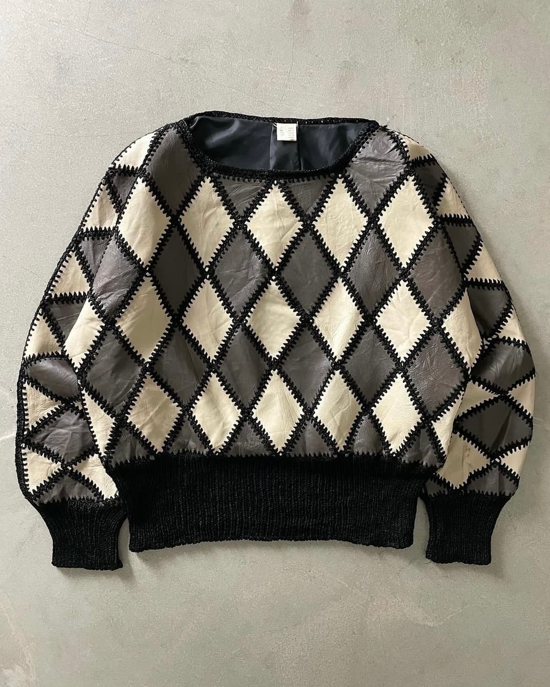 Vintage Handmade Pattern Leather Sweater 상품이미지3