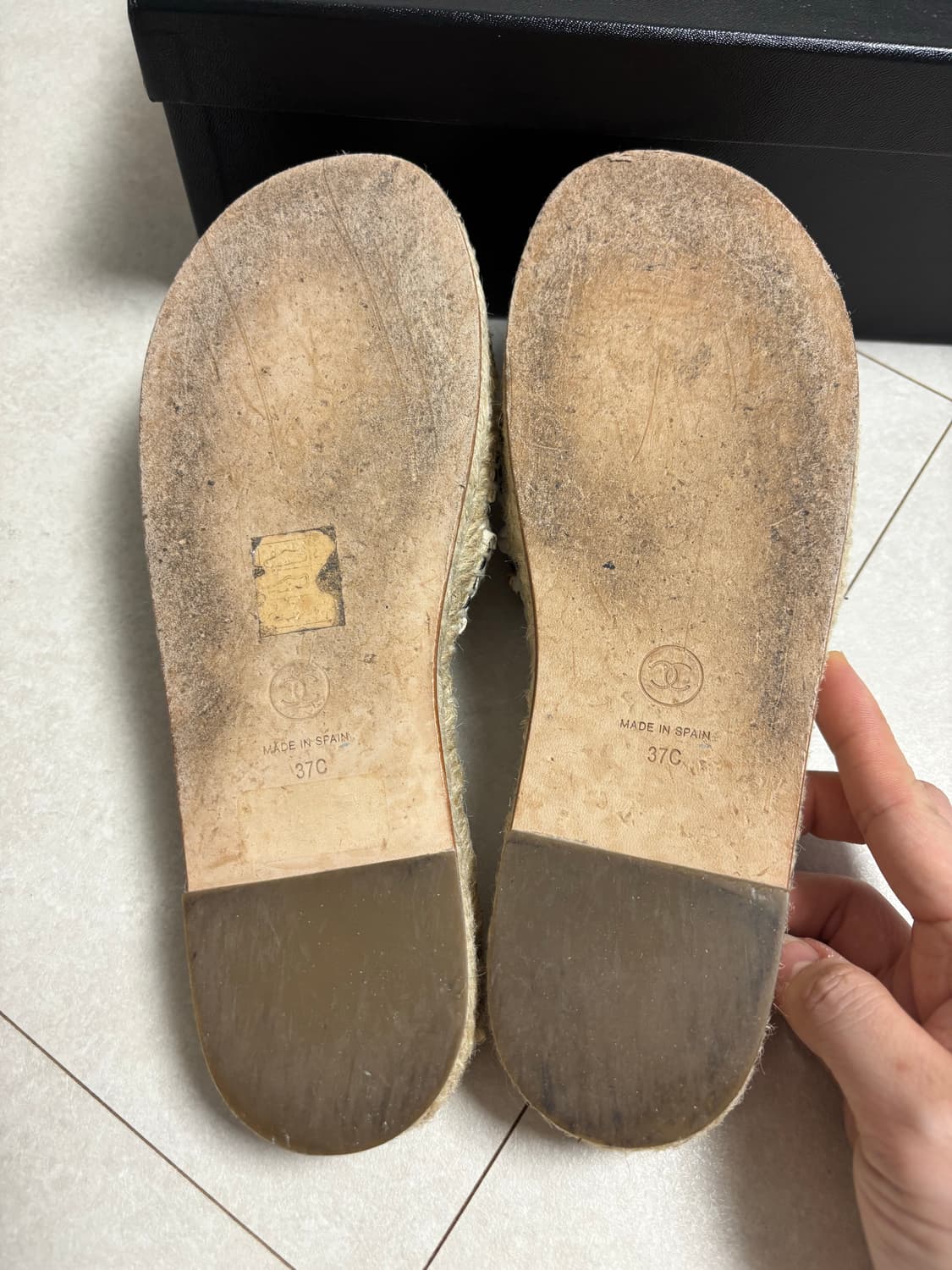 샤넬 블랙 앤 화이트 체인 샌들 슬리퍼 37사이즈 상품이미지5