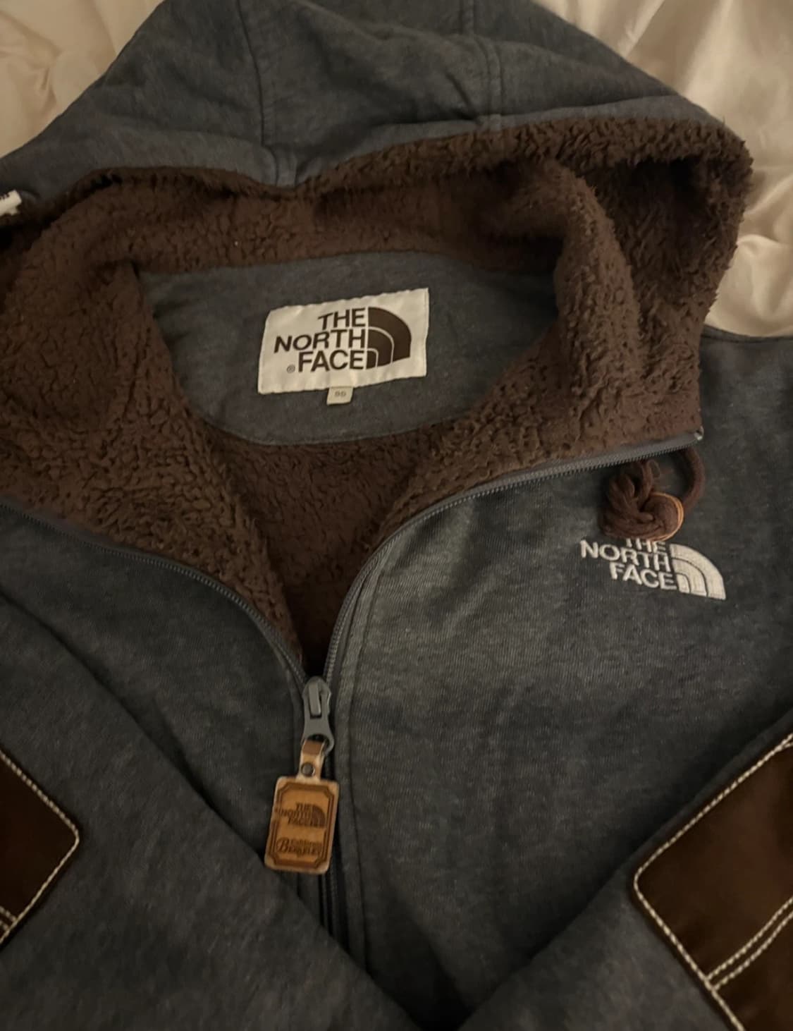 노스페이스 초코맛 패치 후리스집업 상품이미지2