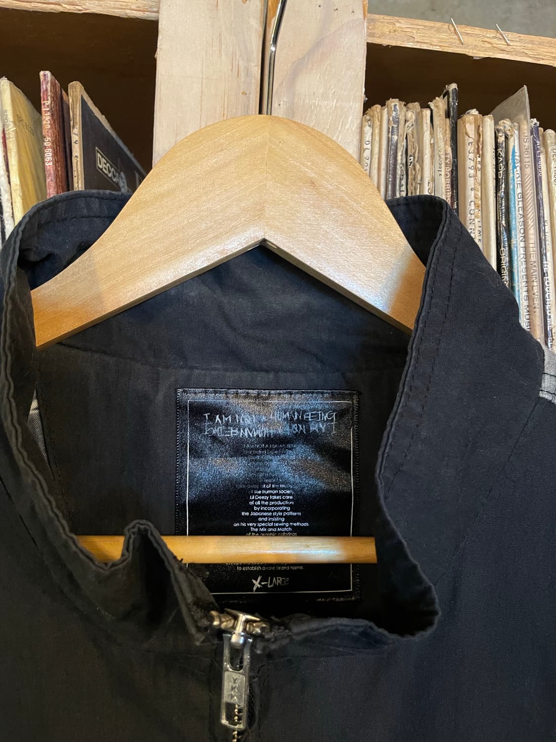 암낫어휴먼비잉 후아유 트랙탑 자켓 상품이미지5