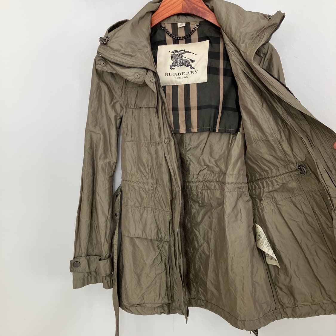 버버리 런던 트윌 메탈릭 유틸리티 야상 상품이미지8