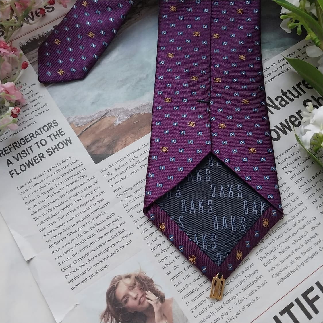 닥스 실크 퍼플 마이크로 패턴 넥타이 8.2cm A+등급 K1584
 상품이미지8