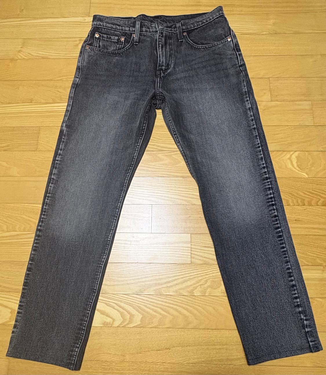 리바이스 502 블랙 워싱 데님 판매합니다! 상품이미지4