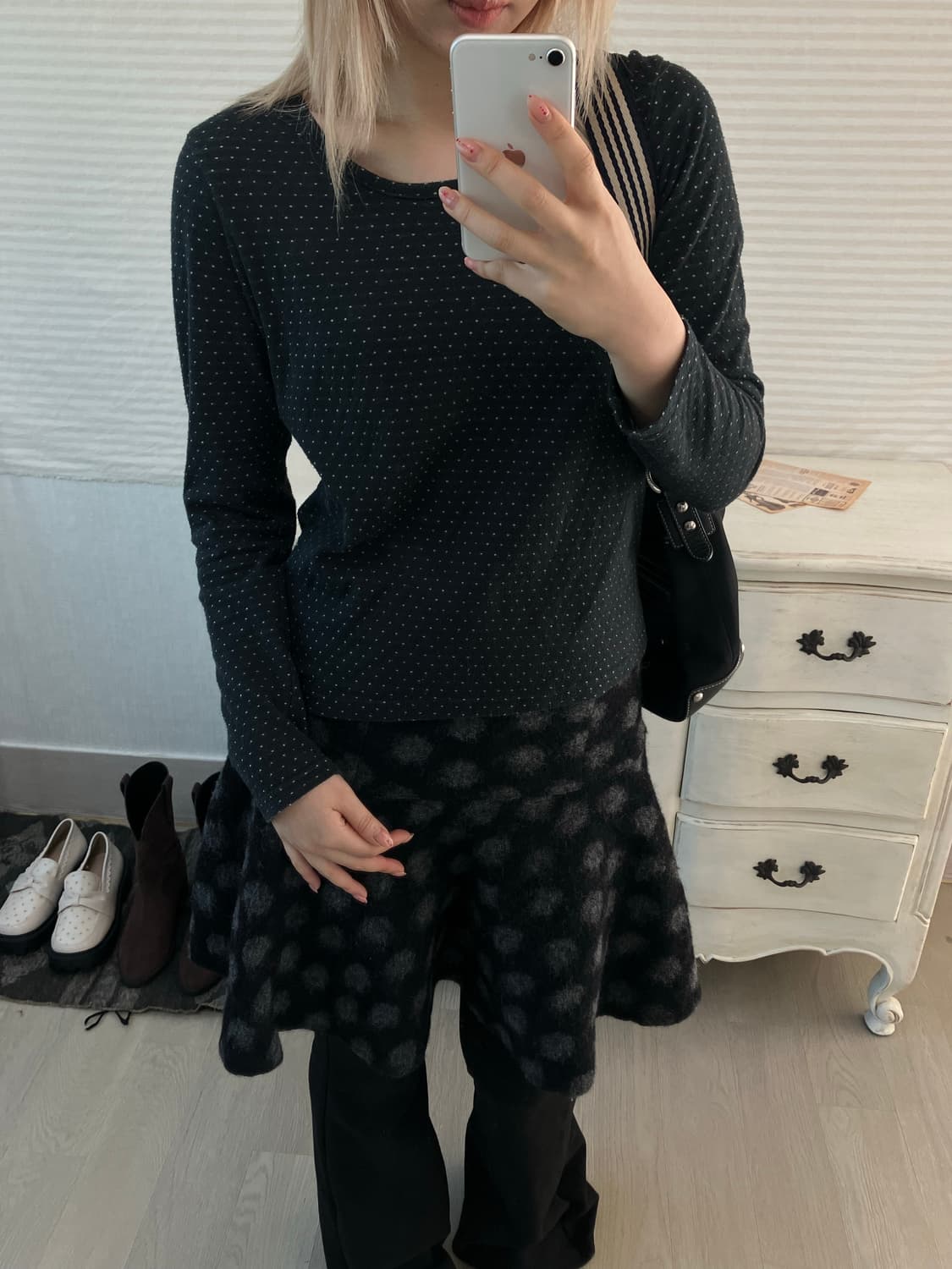 jpn vintage 블랙 도트 롱 슬리브 티셔츠 상품이미지1