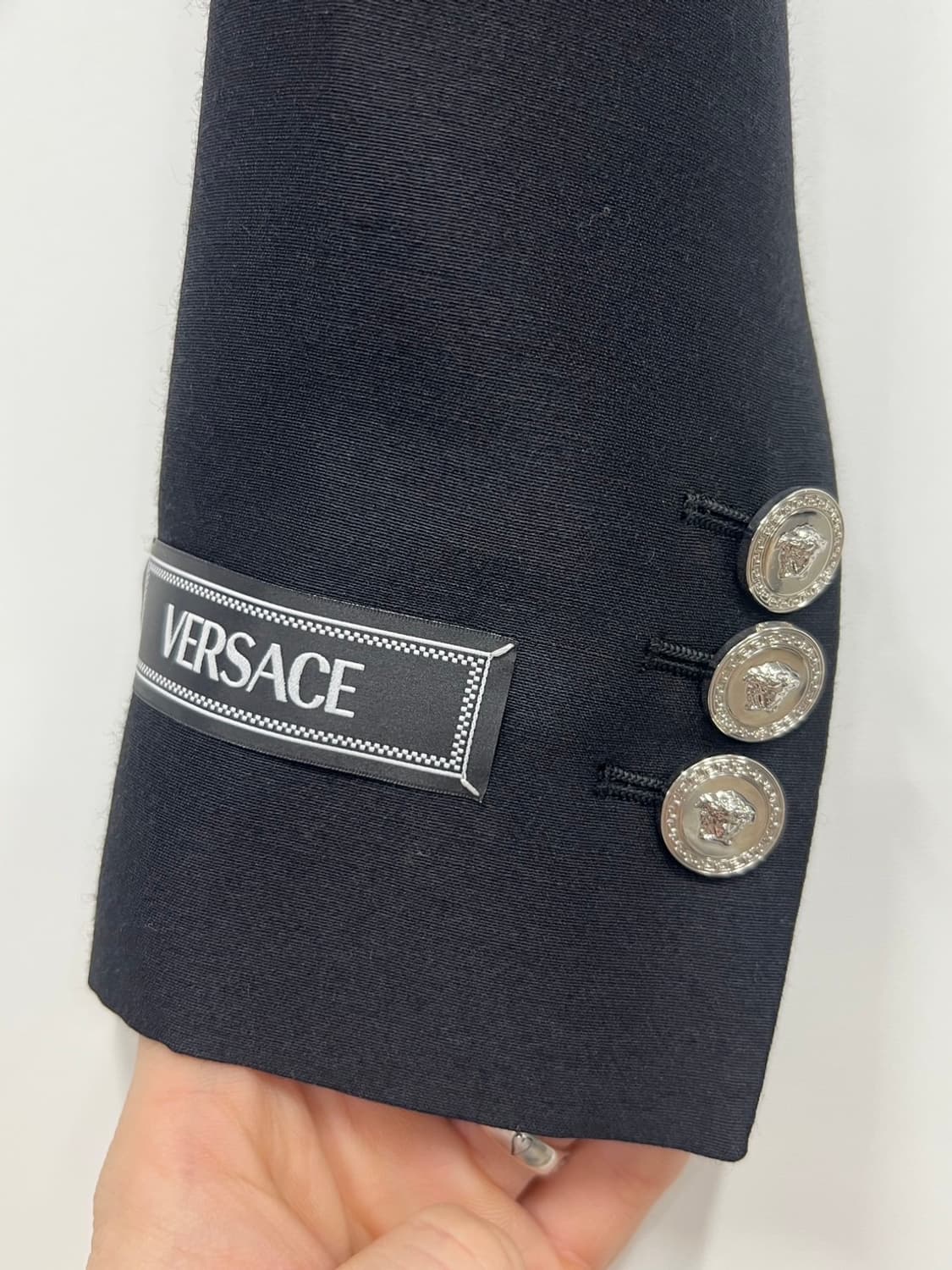 베르사체 메두사 크롭 버튼 업 블레이저 자켓 상품이미지3