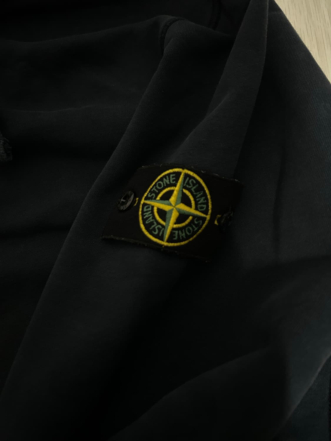 스톤아일랜드 후드집업 상품이미지2