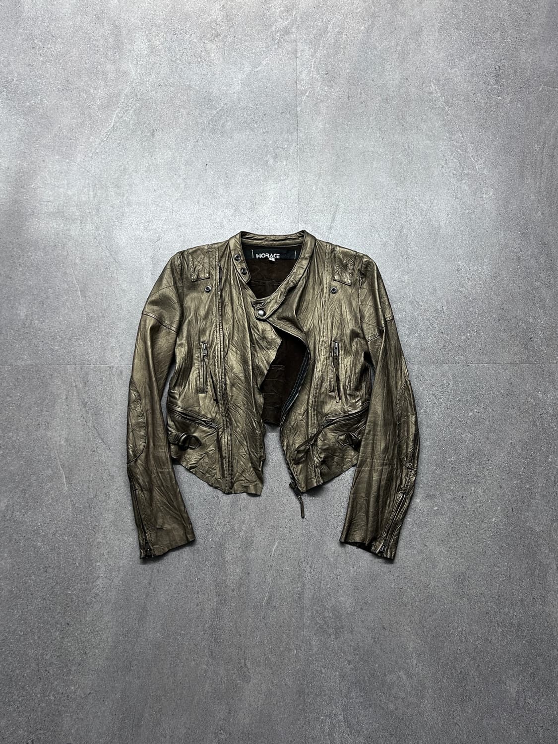 골드 코팅 램스킨 비대칭 크롭 자켓 상품이미지5