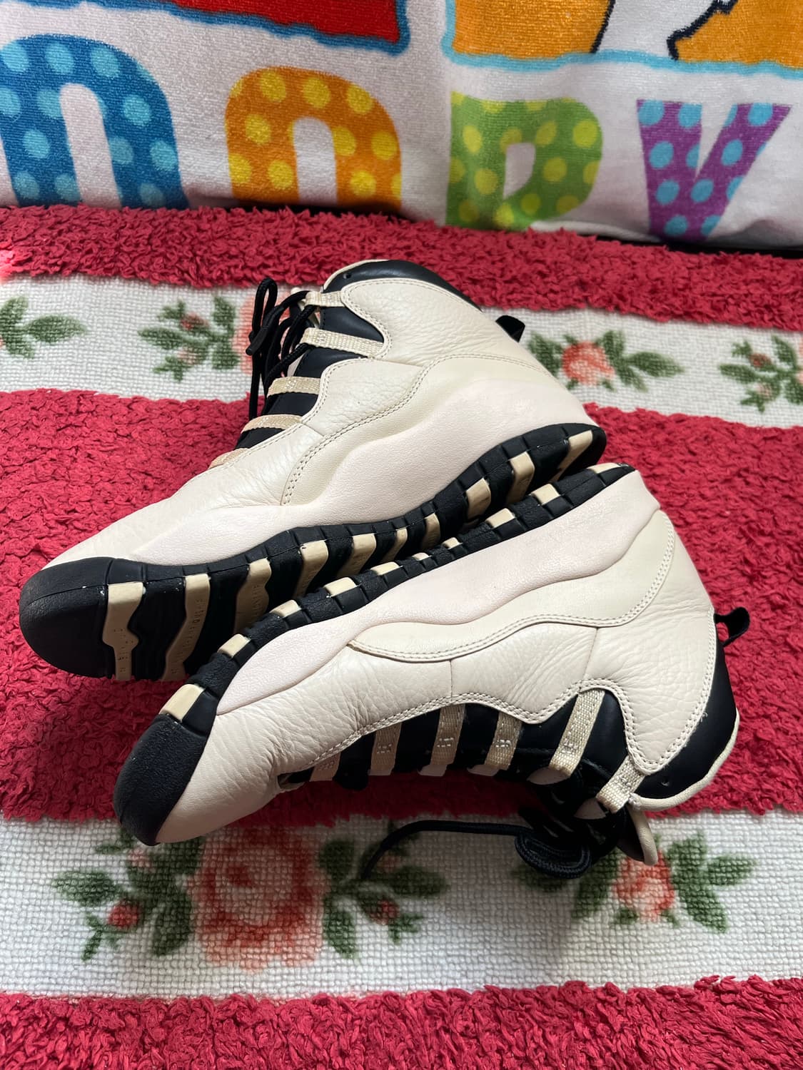 나이키 조던 10 레트로 프리미엄 '헤어리스' 펄 화이트 240 상품이미지2