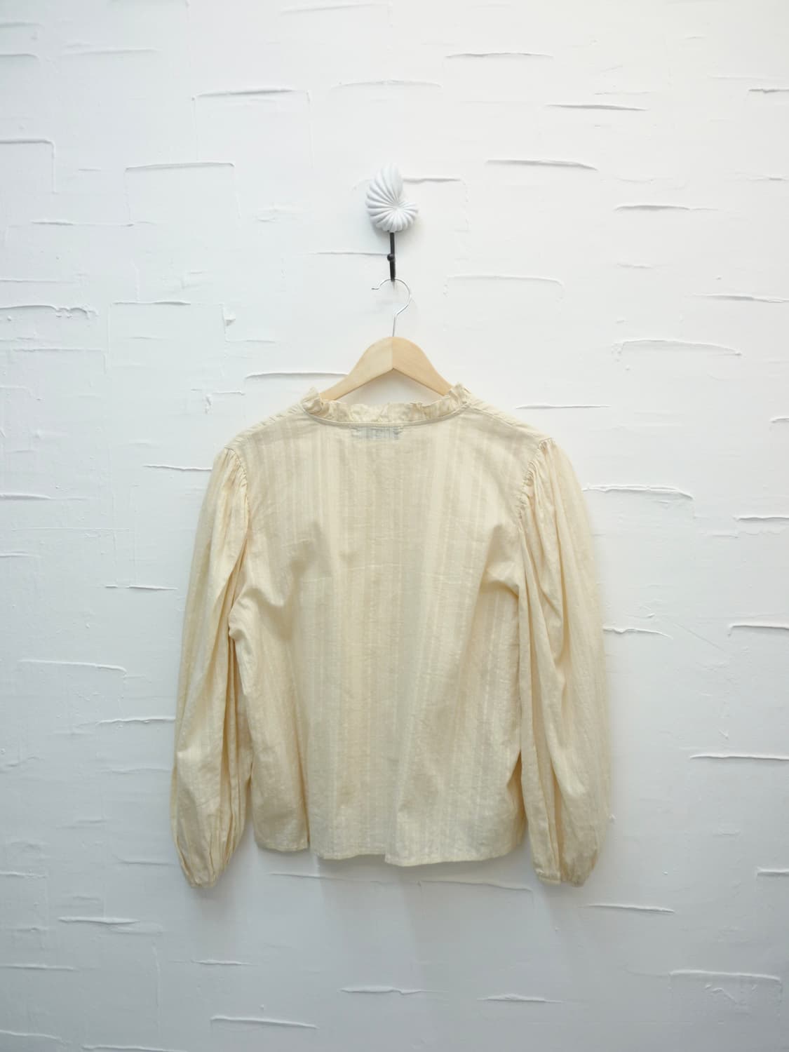 Frill ivory blouse  상품이미지7