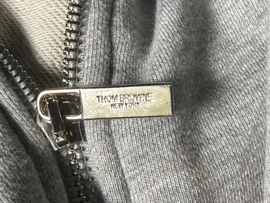 톰브라운 후드집업 회색 사이즈1 상품이미지2