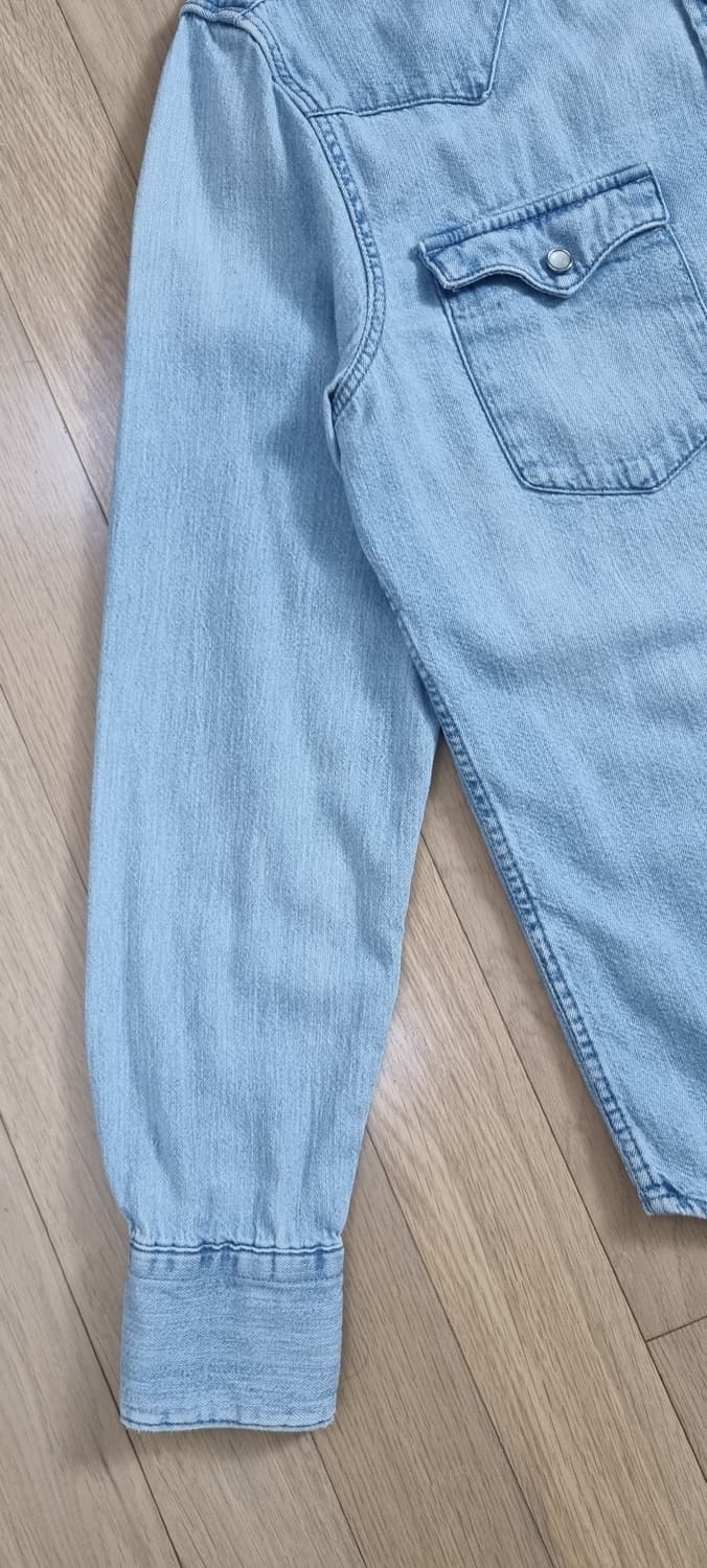 리바이스 바스토우 연청 데님 셔츠 S _ 공용, 여성추천 상품이미지3