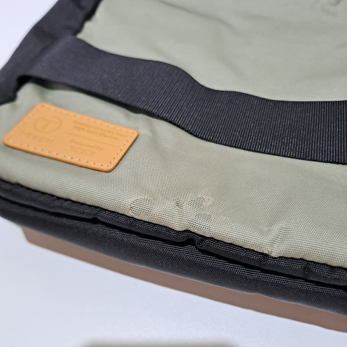 (택포) 투미 T-TECH 크로스 슬링백 B797 상품이미지9