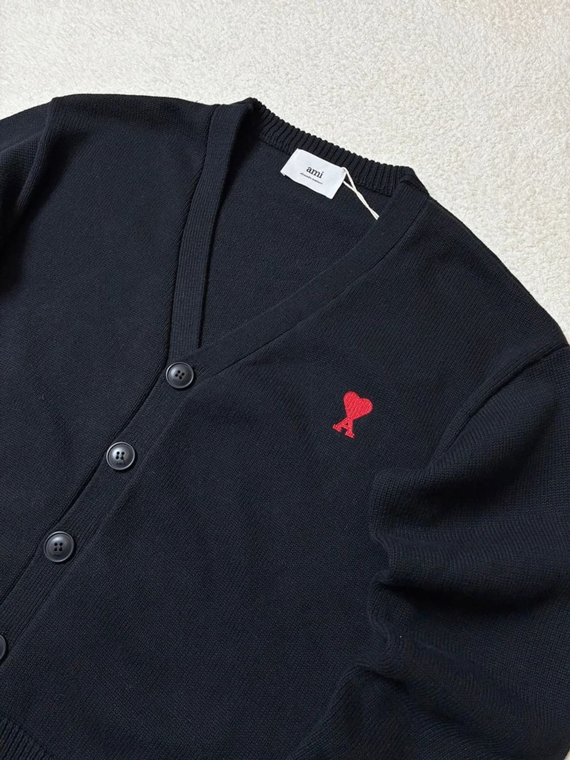 아미 AMI 스몰 하트 로고 울 니트 가디건 PN6381    상품이미지2