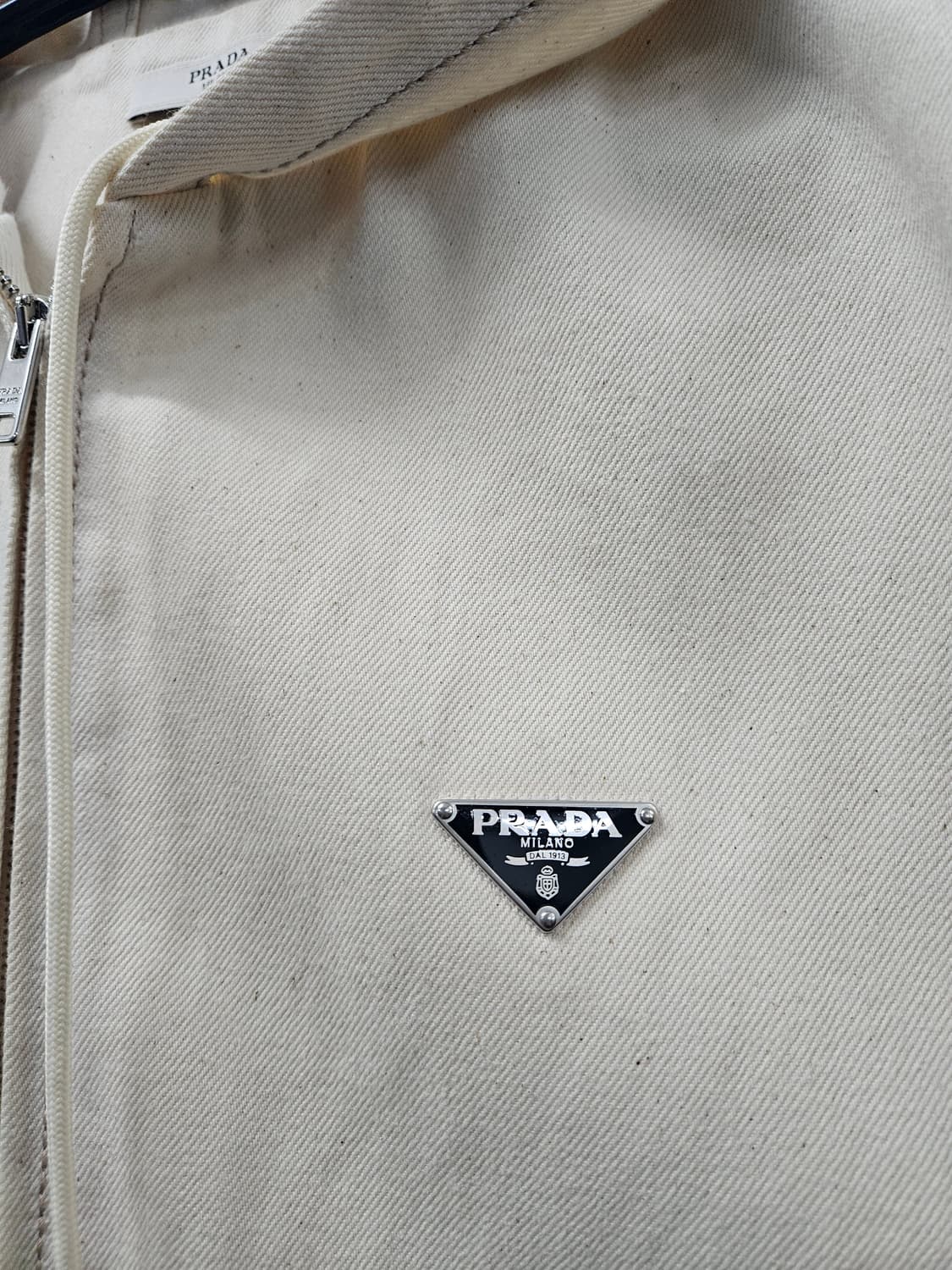 프라다 헤비코튼 후드베스트 아이보리 상품이미지3