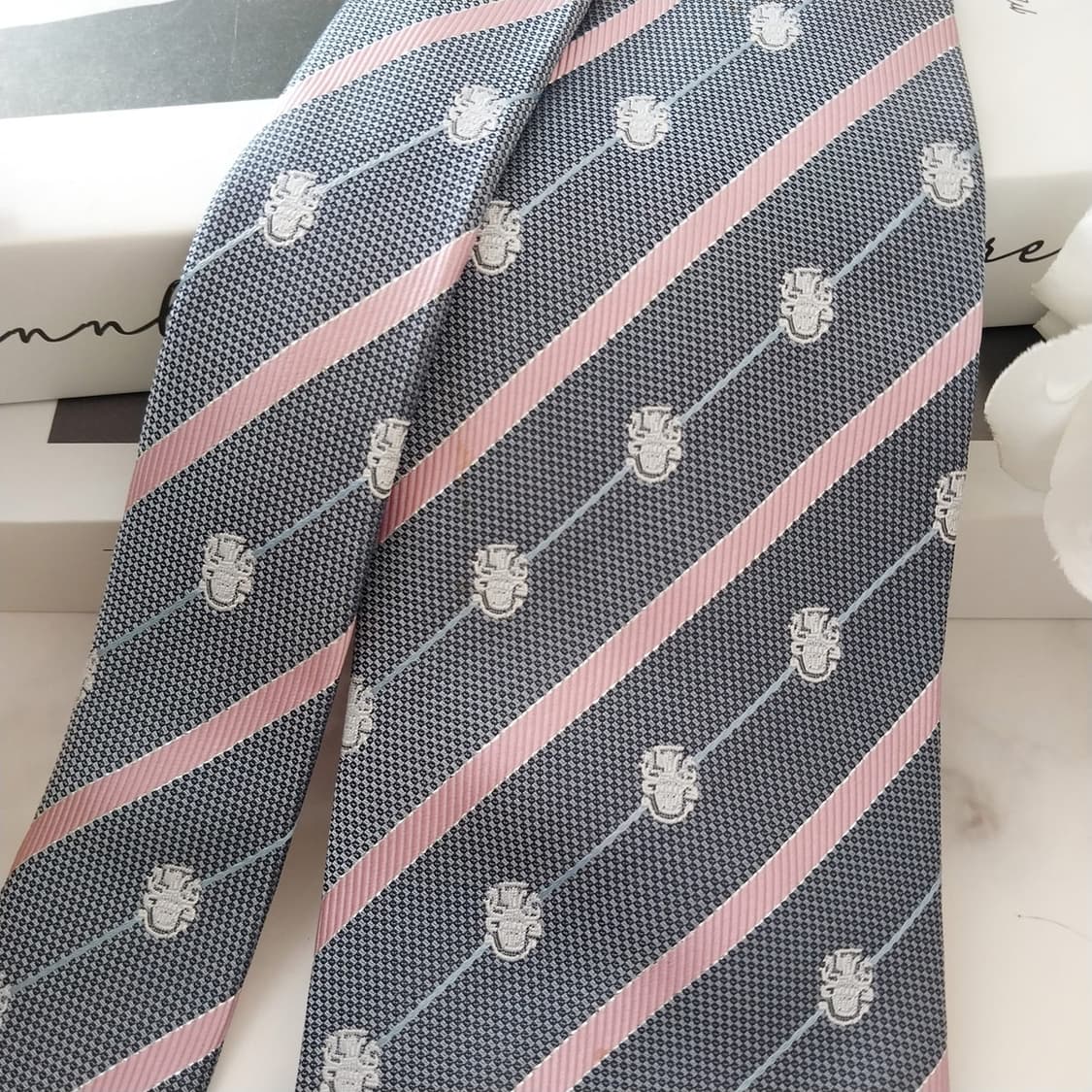 아쿠아스큐텀 실크 네이비 스트라이프 넥타이 9.3cm A+등급 K1128 상품이미지2