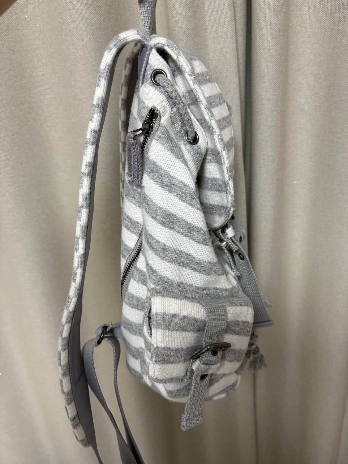 파히섬 백팩 그레이 상품이미지3