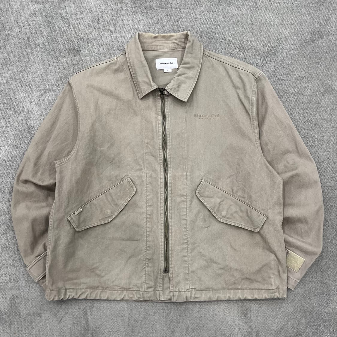 L 디스이즈네버댓 백로고 집업자켓 상품이미지1