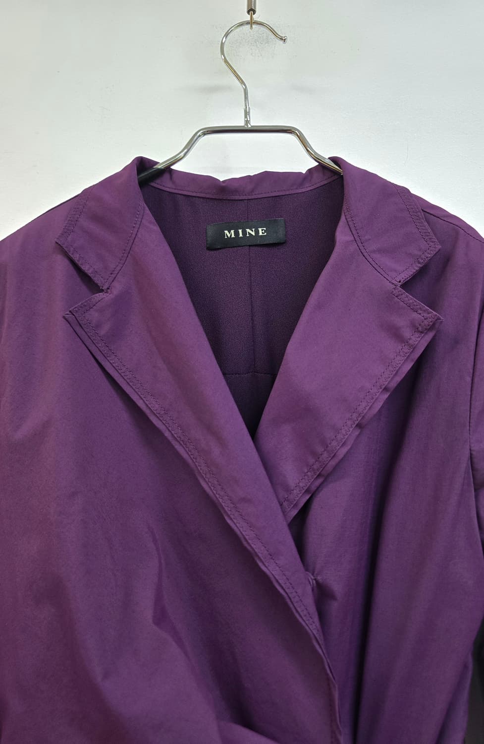 한섬 마인 진주벨티드 드레이프 플리츠 원피스 상품이미지2