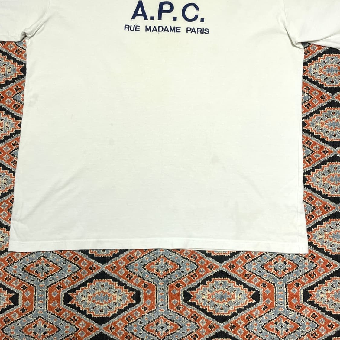 아페쎄 스펠로고 화이트 반팔티셔츠 남성L 상품이미지3