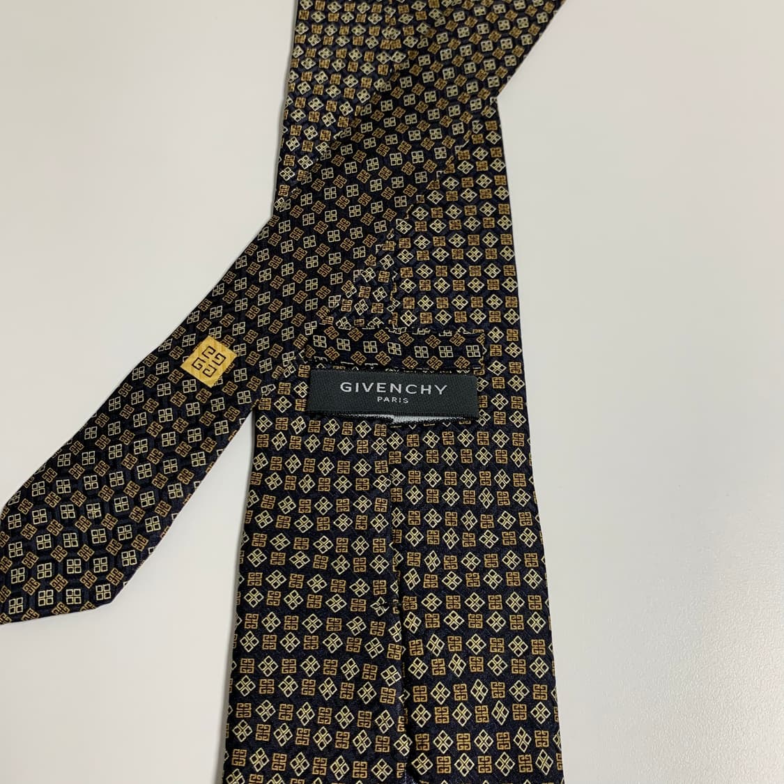 지방시(GIVENCHY) 모노그램 명품넥타이 A+등급 신형라벨 최상급 상품이미지5