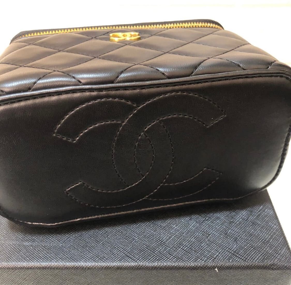 샤넬 뷰티 베니티 탑 핸들 크로스백  상품이미지6