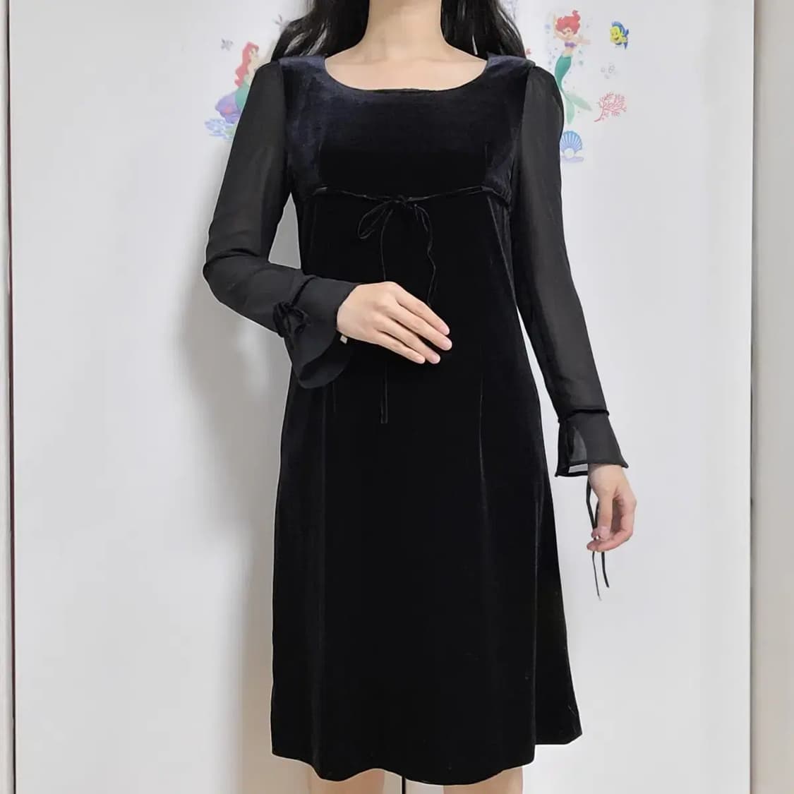 프란체스카 블랙 벨벳원피스 상품이미지1