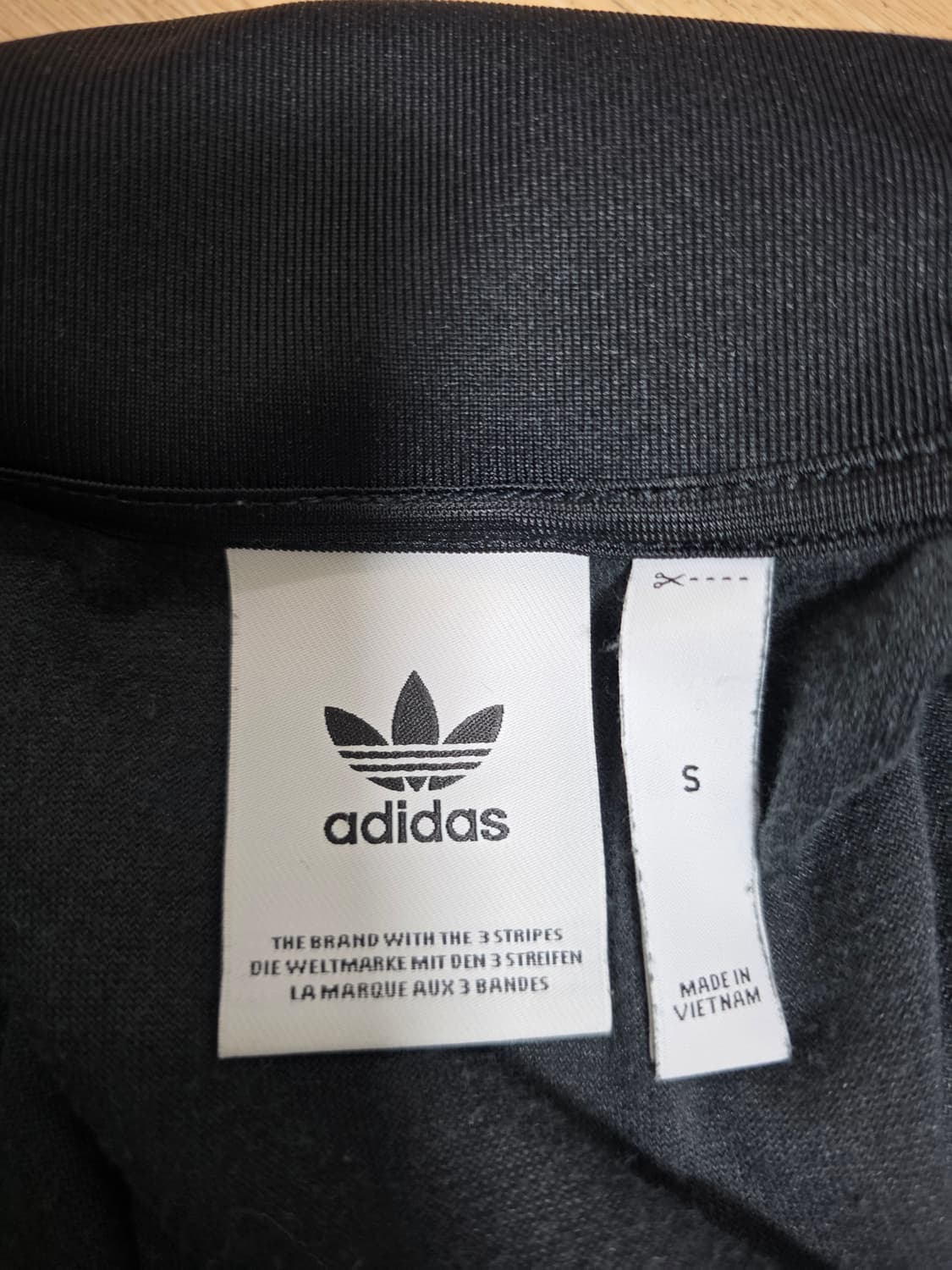 아디다스 벨벳 저지 트랙탑 S 상품이미지3