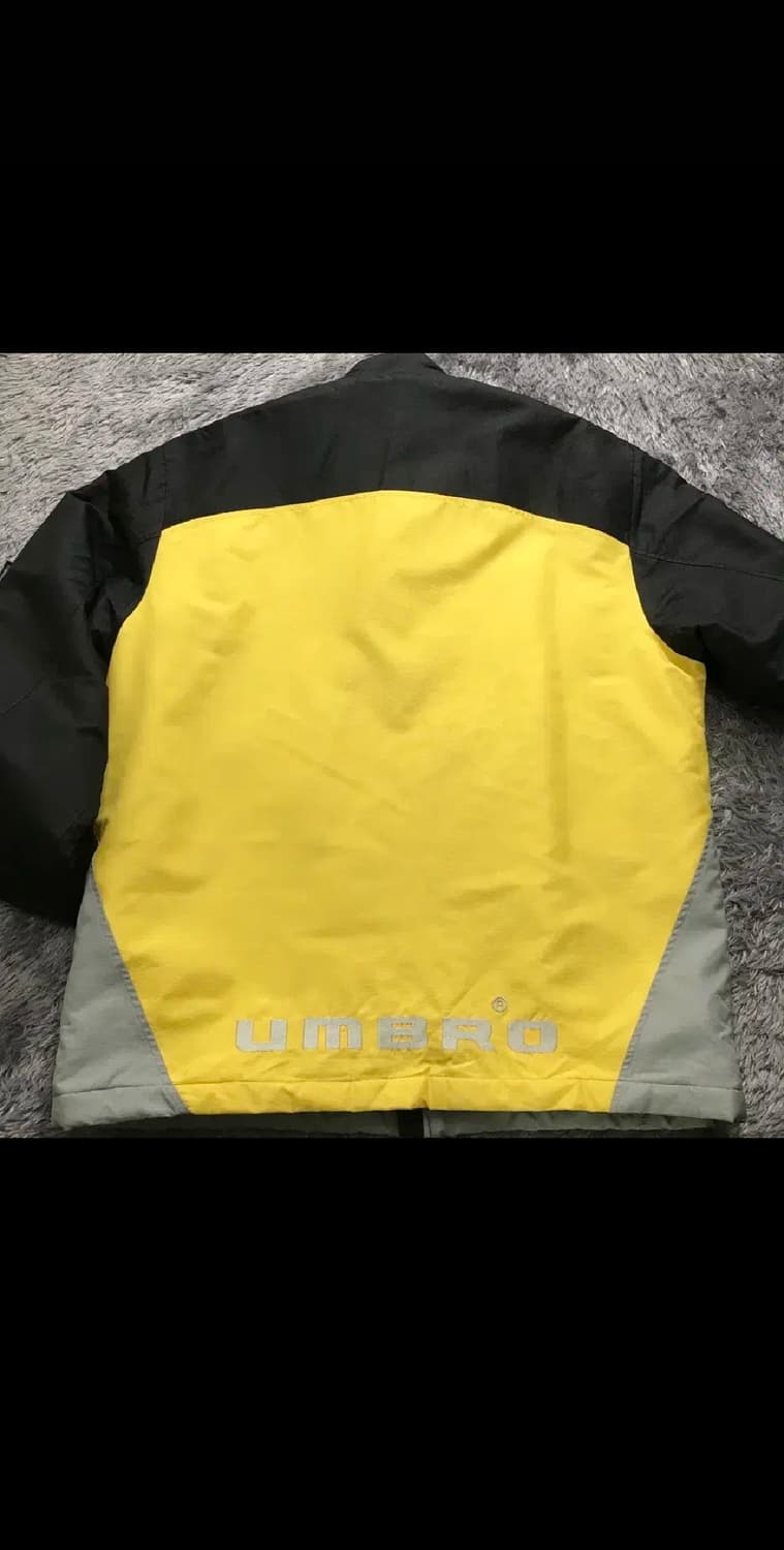 [[XL, 공용] 엄브로 (UMBRO) 올드스쿨 사이드라인 누빔안감 자켓 상품이미지3