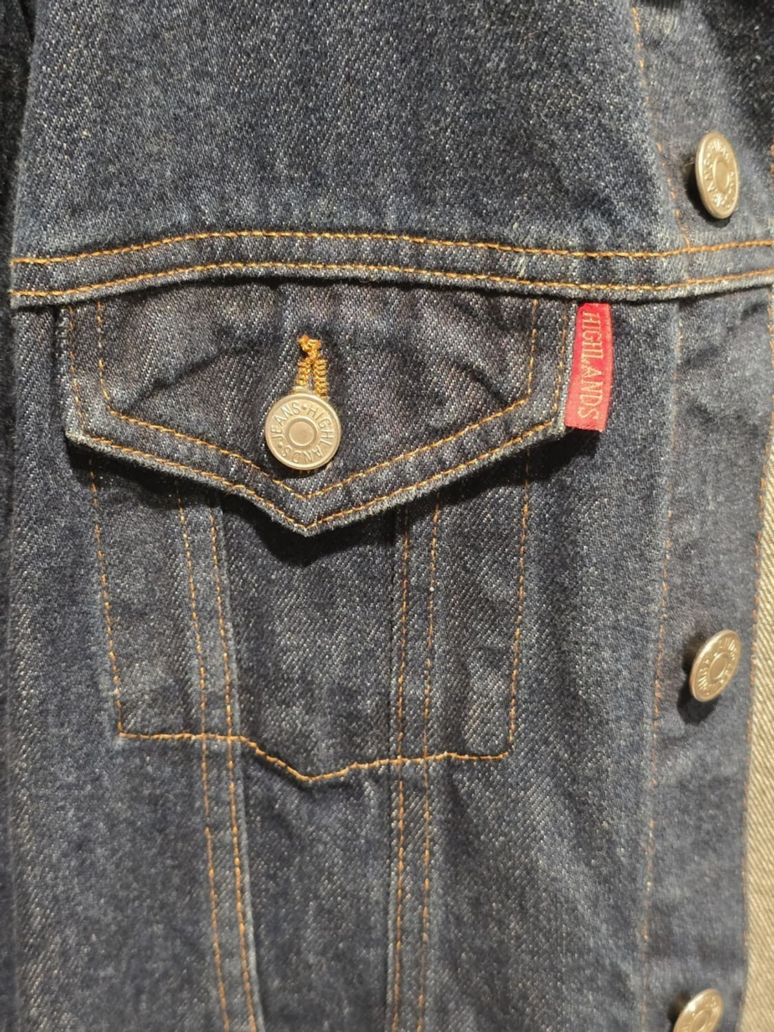 Dark Wash Denim Trucker Jacket 상품이미지2
