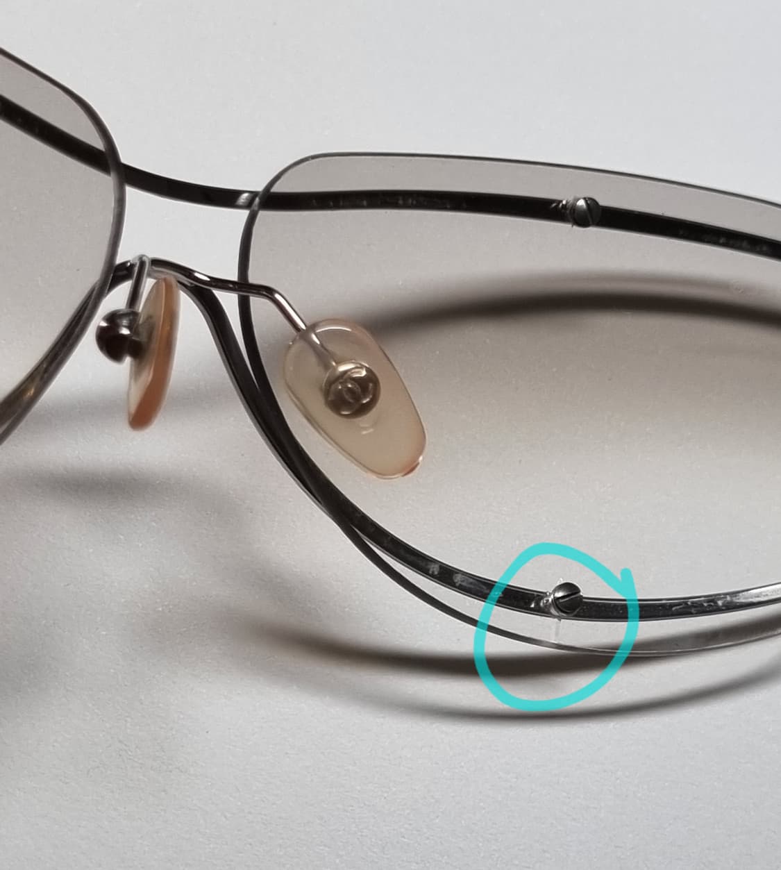 VINTAGE CHANEL SUNGLASSES 상품이미지10