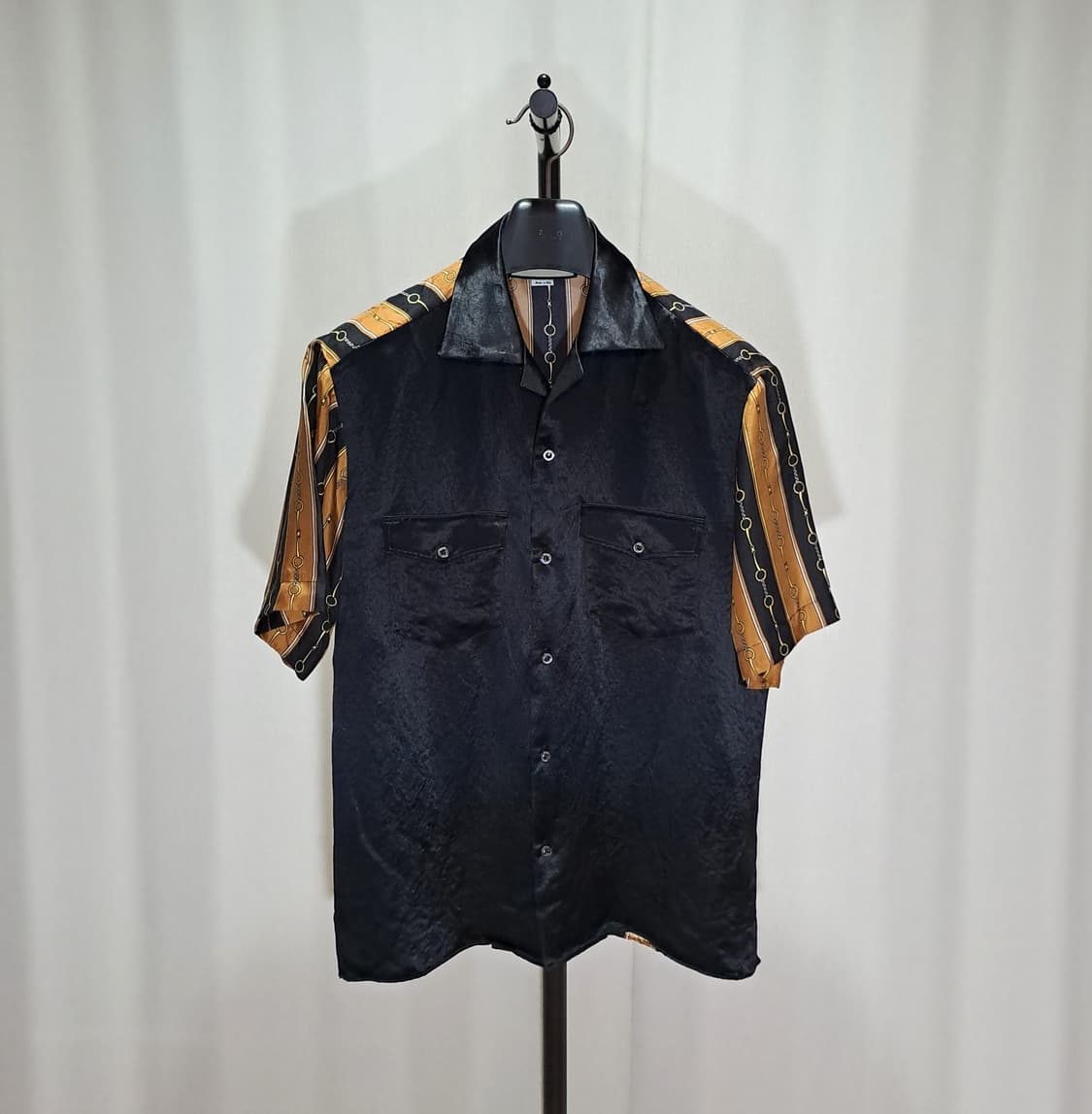 (택포) 구찌 실크 반팔셔츠 48 B485 상품이미지1