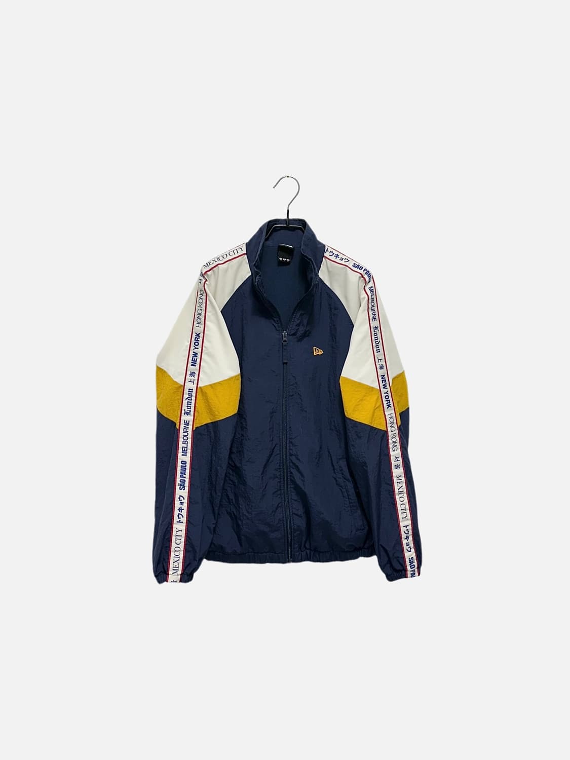 뉴에라 월드와이드 스펠아웃 트랙자켓 바람막이 상품이미지1