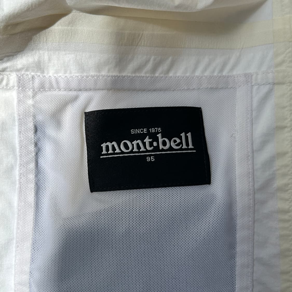몽벨 아이보리 윈드브레이커 바람막이 상품이미지9