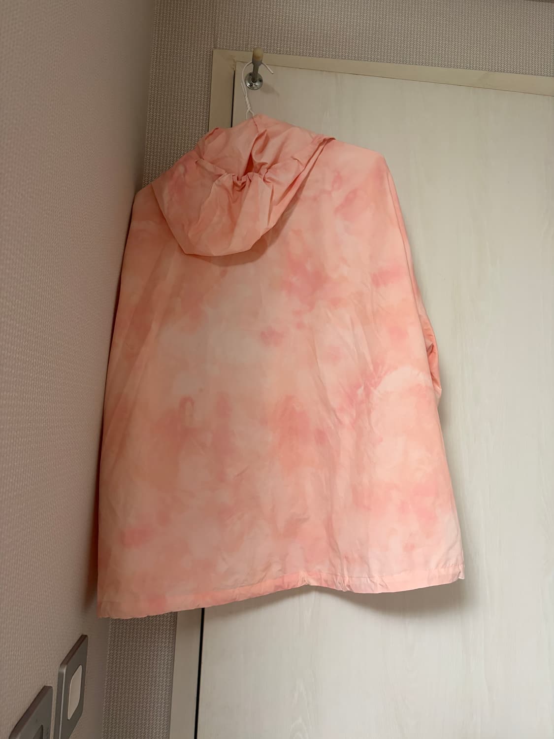 유니클로 바람막이 2xl 상품이미지4