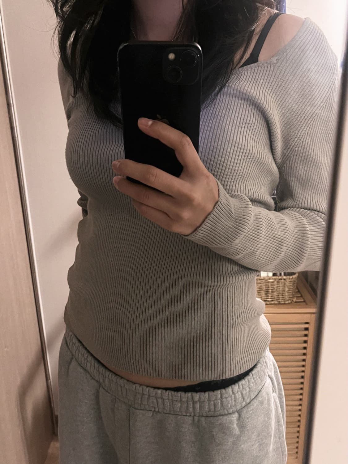 H&M 스퀘어넥 롱슬리브 니트 상품이미지1