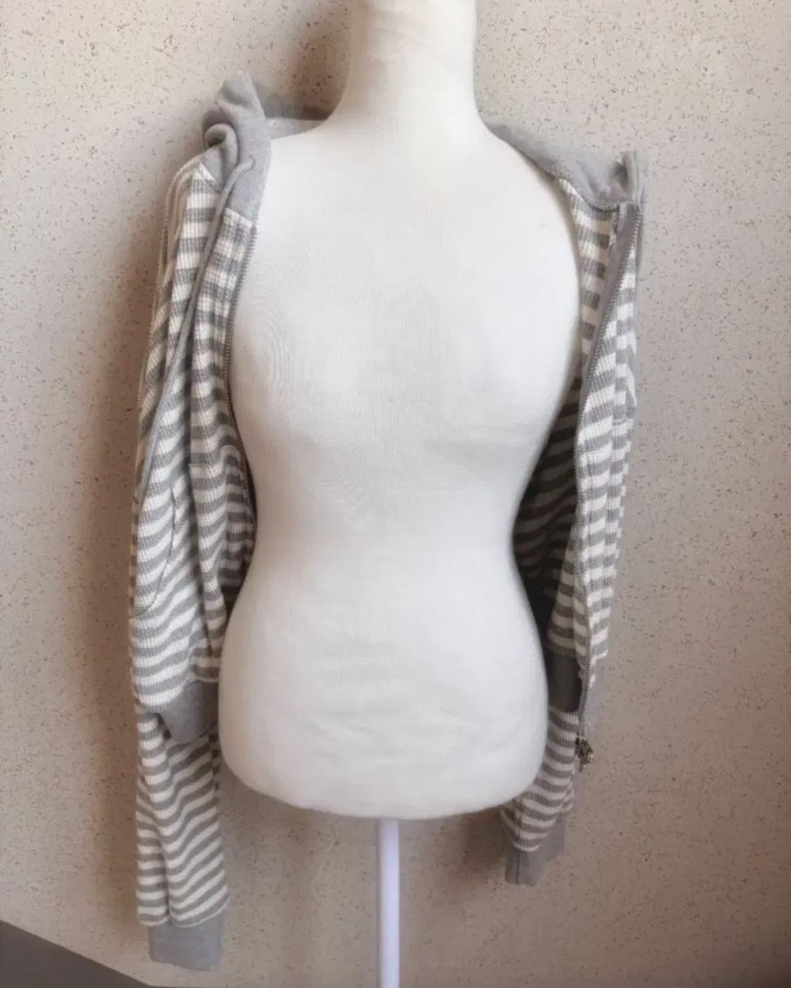 러블리 빈티지 스트라이프 그레이 후드집업 상품이미지2