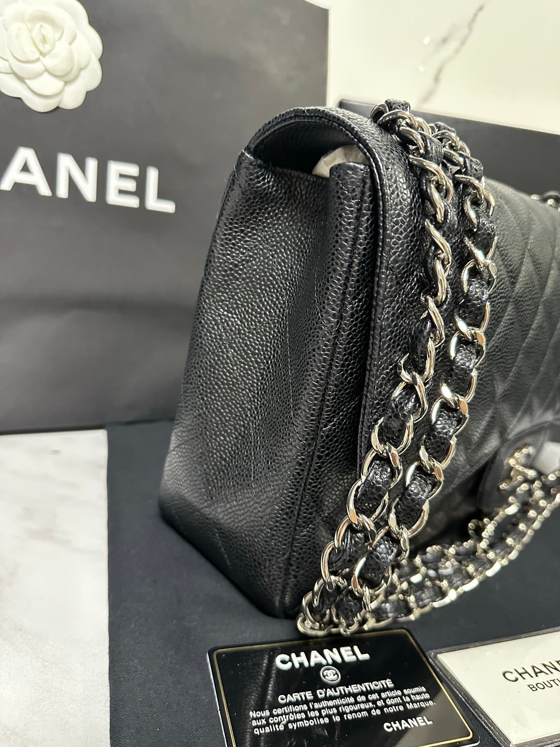 [A+ 정품] 샤넬 클래식 캐비어 라지 블랙 은장 상품이미지5